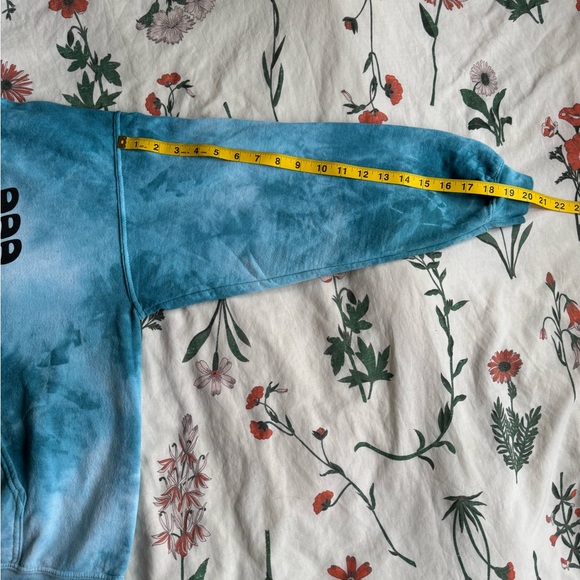 “Faded” Stoner Hoodie - Picture 7 of 7